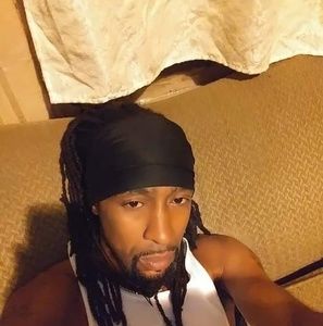 Meet your Posher, Travis